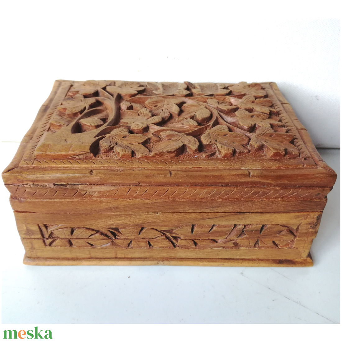 Életfa mintával faragott diófa kincses ládikó ékszertartó doboz - otthon & életmód - dekoráció - asztal és polc dekoráció - díszdoboz - Meska.hu