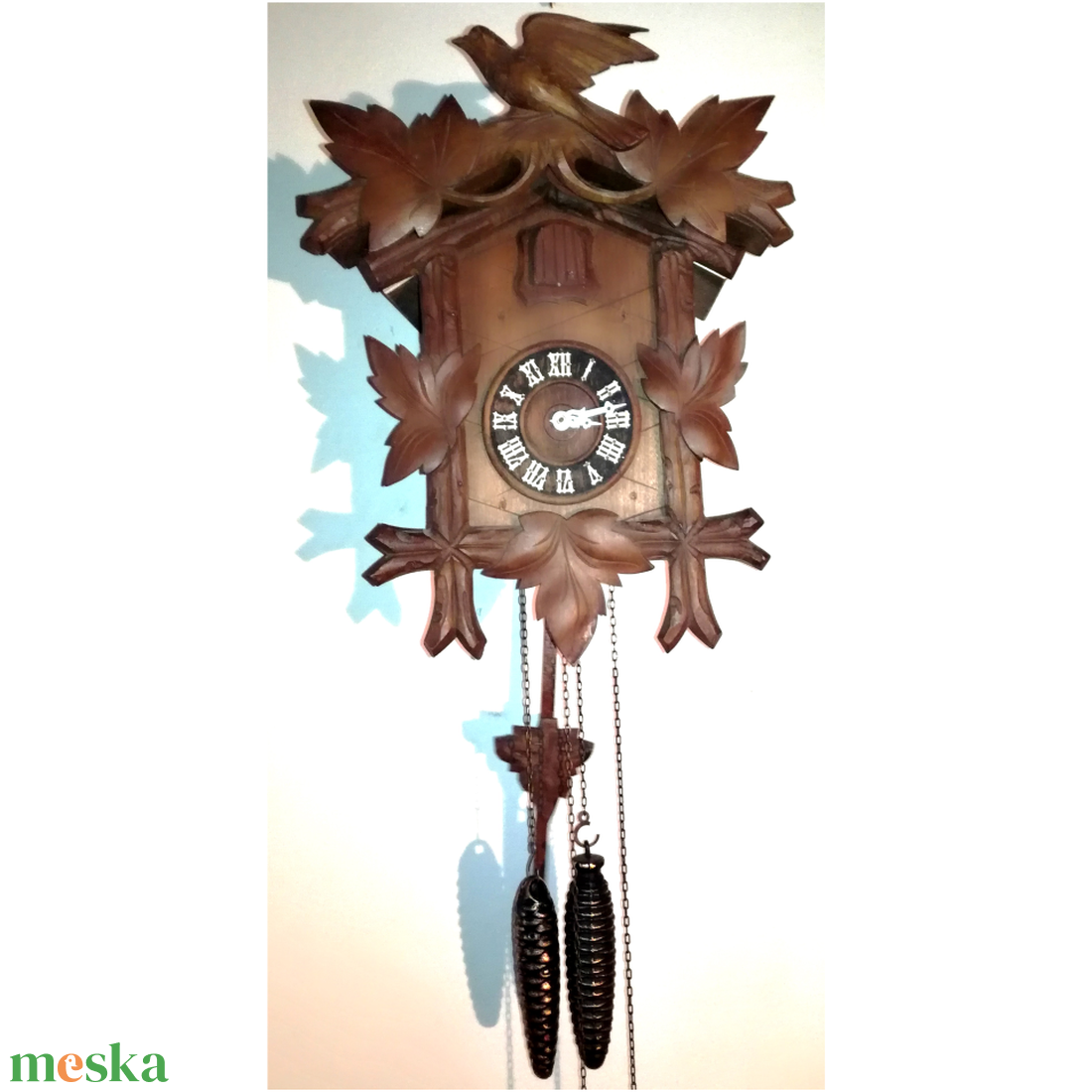 Nagyméretű faragott Schwarzwaldi kakukkos óra - otthon & életmód - dekoráció - fali és függő dekoráció - falióra & óra - Meska.hu