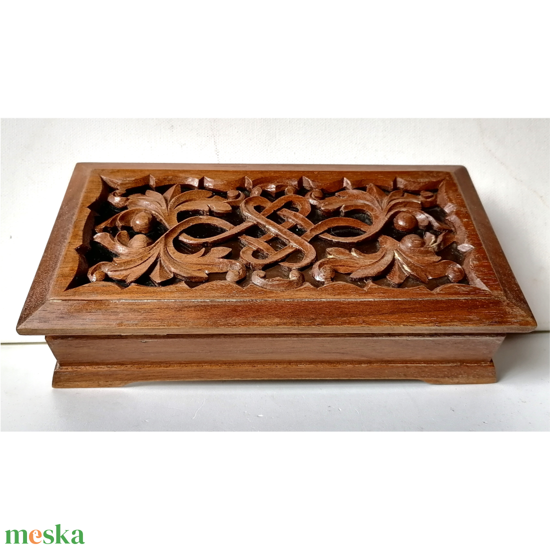 Kelta végtelen fonattal faragott kincses ládikó ékszertartó doboz - otthon & életmód - dekoráció - asztal és polc dekoráció - díszdoboz - Meska.hu