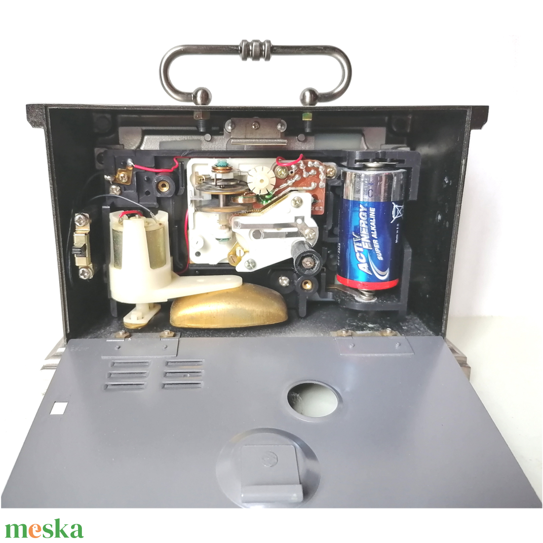 Gyönyörű ezüst színű Rhythm asztali óra - otthon & életmód - dekoráció - fali és függő dekoráció - falióra & óra - Meska.hu