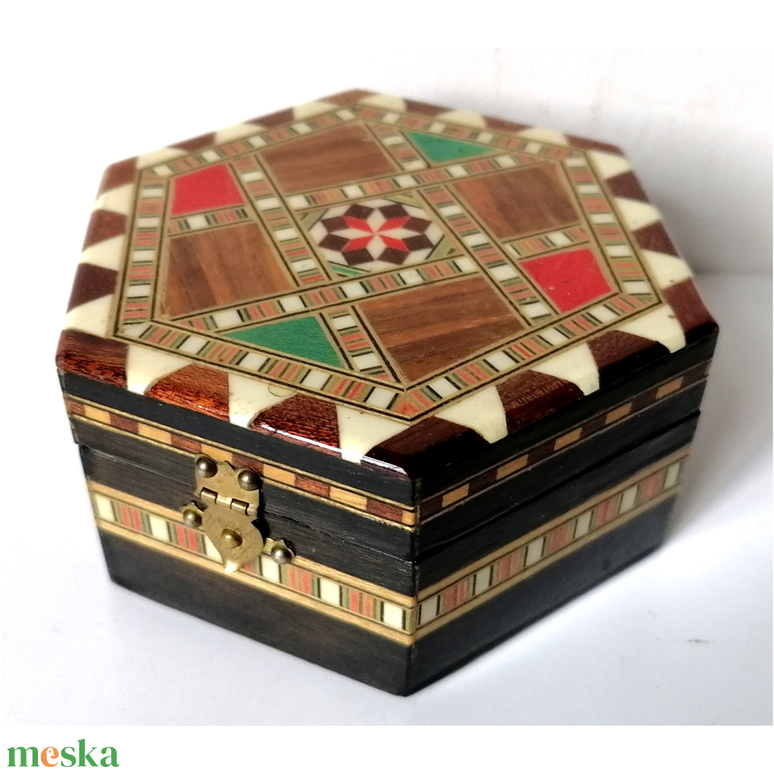 Intarzia berakásos tükrös ékszertartó doboz - otthon & életmód - dekoráció - asztal és polc dekoráció - díszdoboz - Meska.hu
