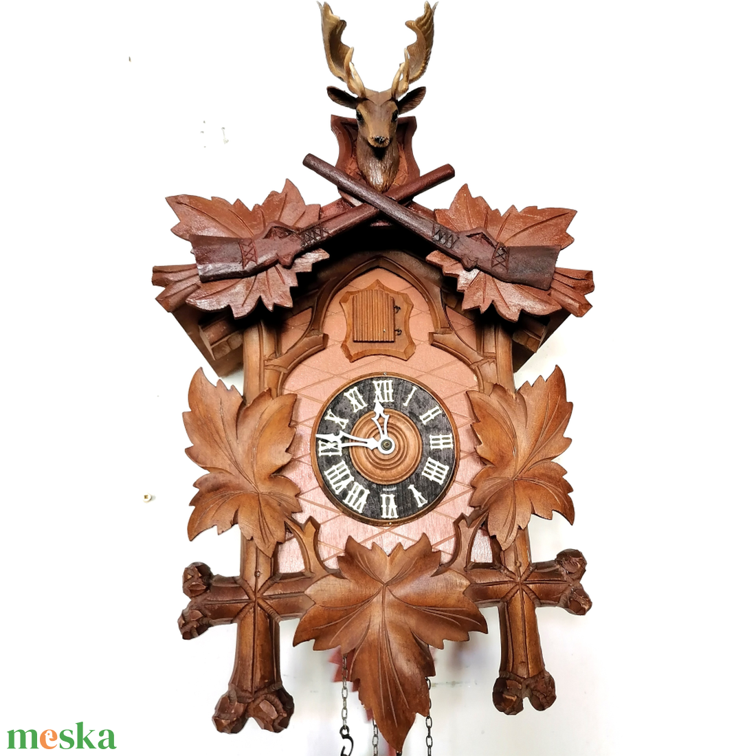 Faragott Schwarzwaldi kakukkos óra dámszarvas trófeával - otthon & életmód - dekoráció - fali és függő dekoráció - falióra & óra - Meska.hu