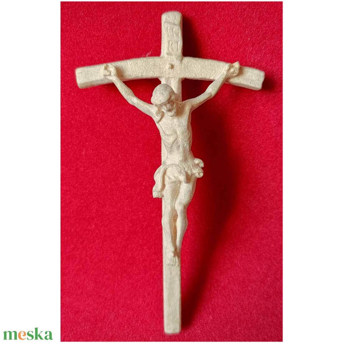 Gyönyörű pici faragott Jézus feszület - otthon & életmód - vallás - kereszt - Meska.hu