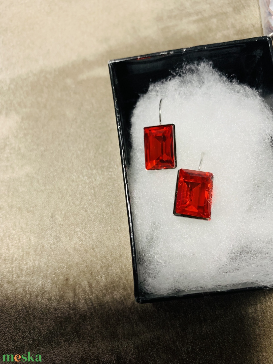 Piros fülbevaló - ékszer - fülbevaló - fülékszer - Meska.hu