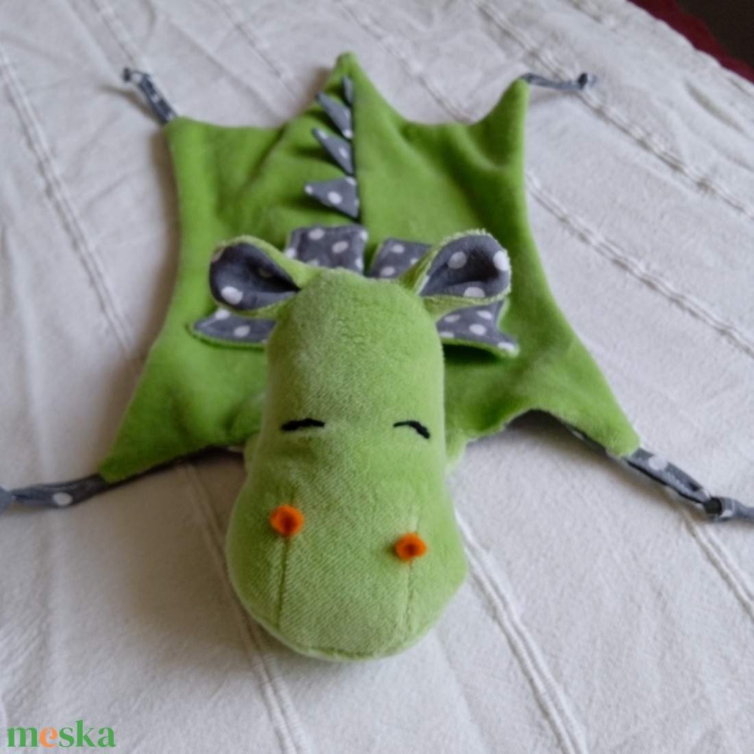 Szundikendő_Sárkány_Szürke pöttyös - otthon & életmód - babaszoba, gyerekszoba - babaszoba, gyerekszoba - Meska.hu