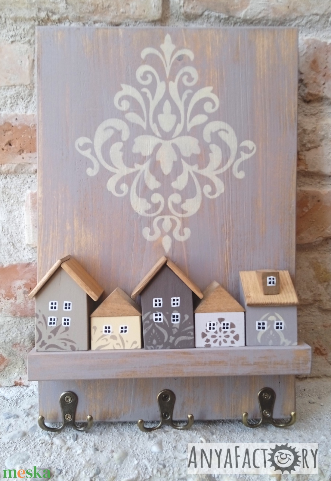 Fa kulcsakasztó liliom mintás - otthon & életmód - dekoráció - fali és függő dekoráció - fali kulcstartó - Meska.hu