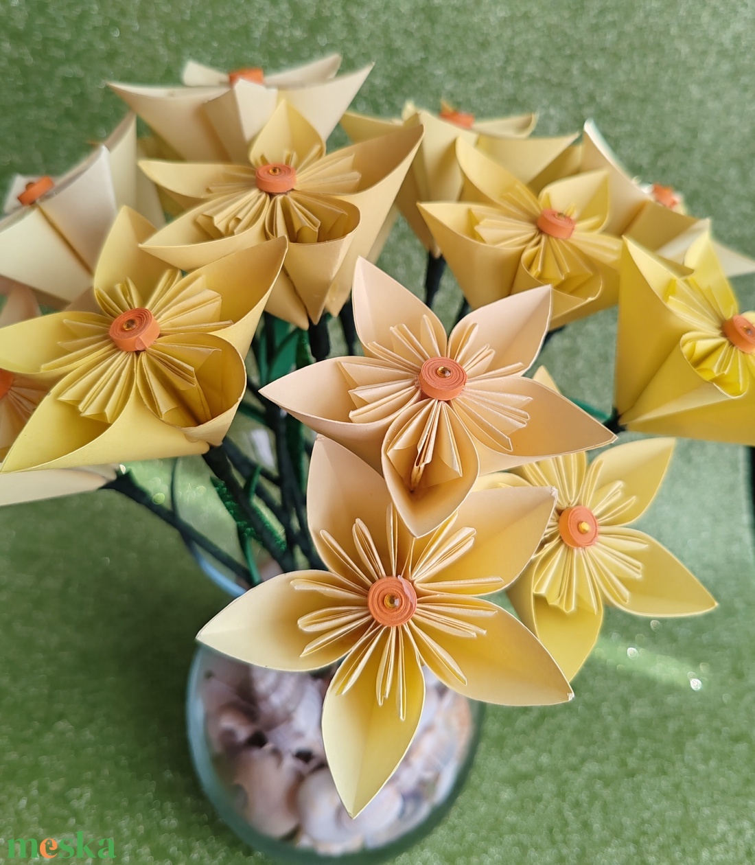 Papír nárcisz Nőnapra, Anyák napjára - otthon & életmód - dekoráció - virágdísz és tartó - csokor & virágdísz - Meska.hu