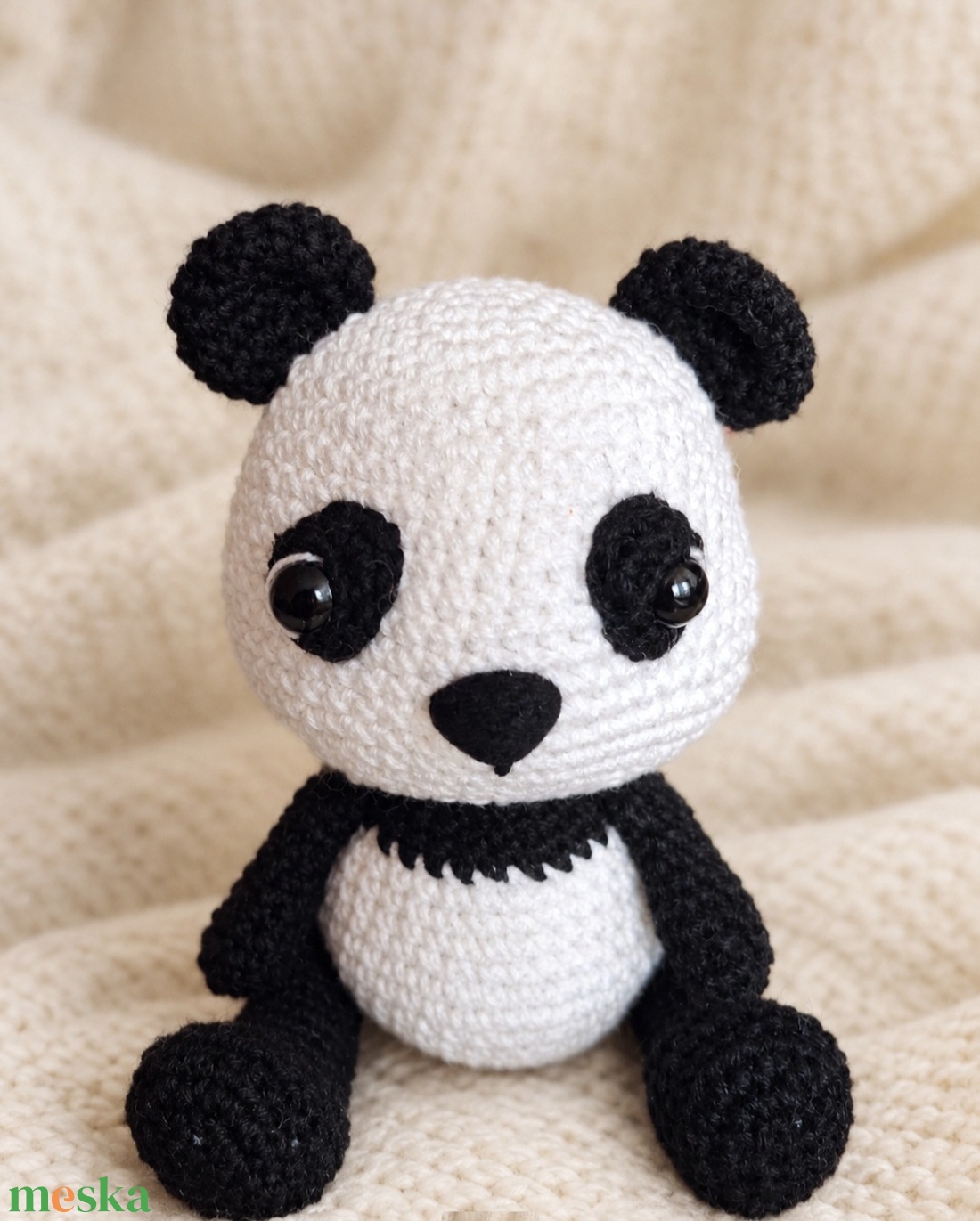Horgolt panda - játék & sport - plüssállat & játékfigura - maci - Meska.hu
