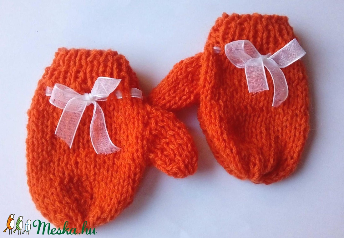 Kötött baba kesztyü,kézmelegítő - ruha & divat - babaruha & gyerekruha - babasapka - Meska.hu