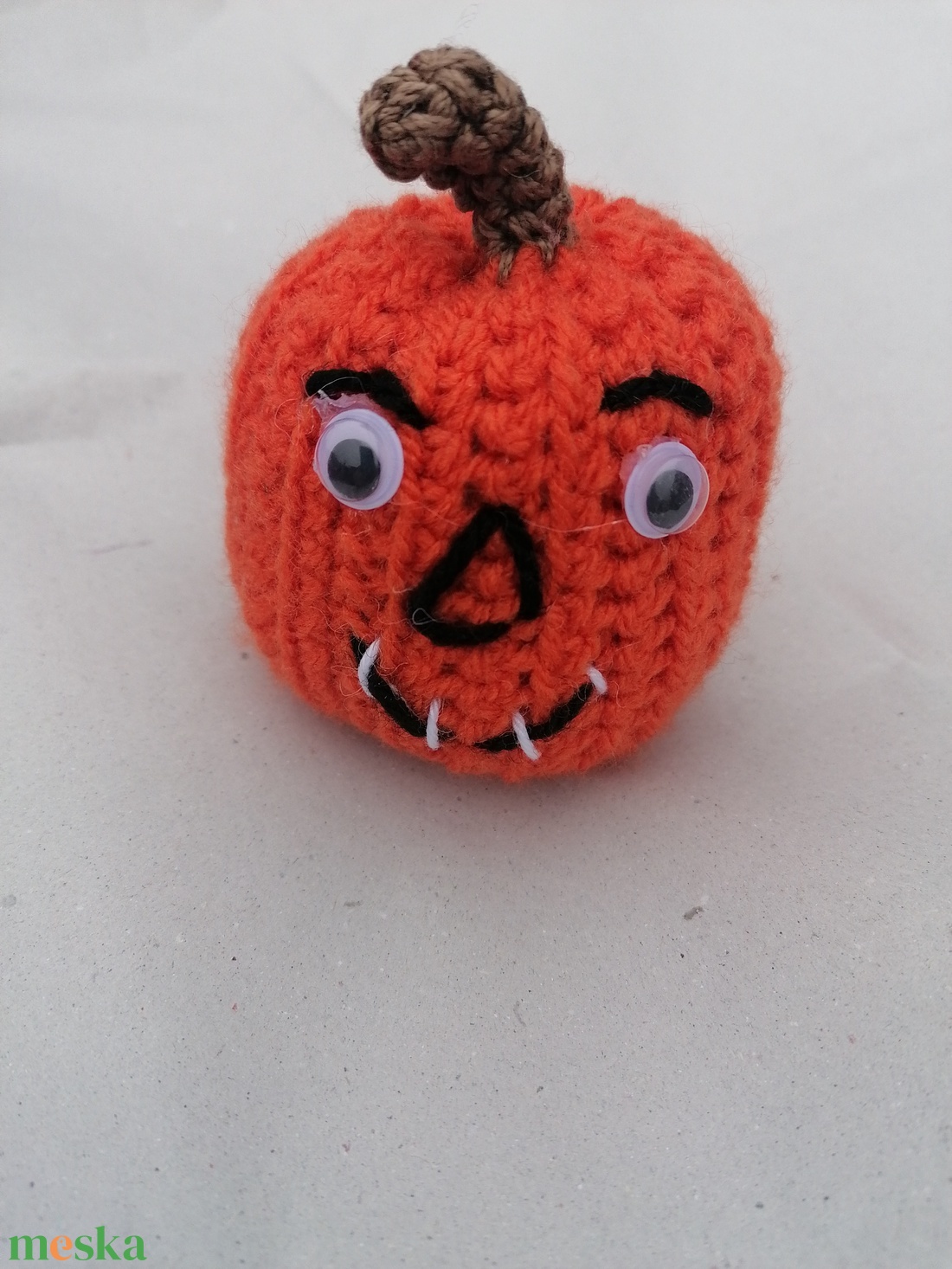 Halloween tököcske - otthon & életmód - dekoráció - halloween - halloweeni ajtódíszek és ablakdíszek - Meska.hu Halloween tököcske - otthon & életmód - dekoráció - halloween - halloweeni ajtódíszek és ablakdíszek - Meska.hu