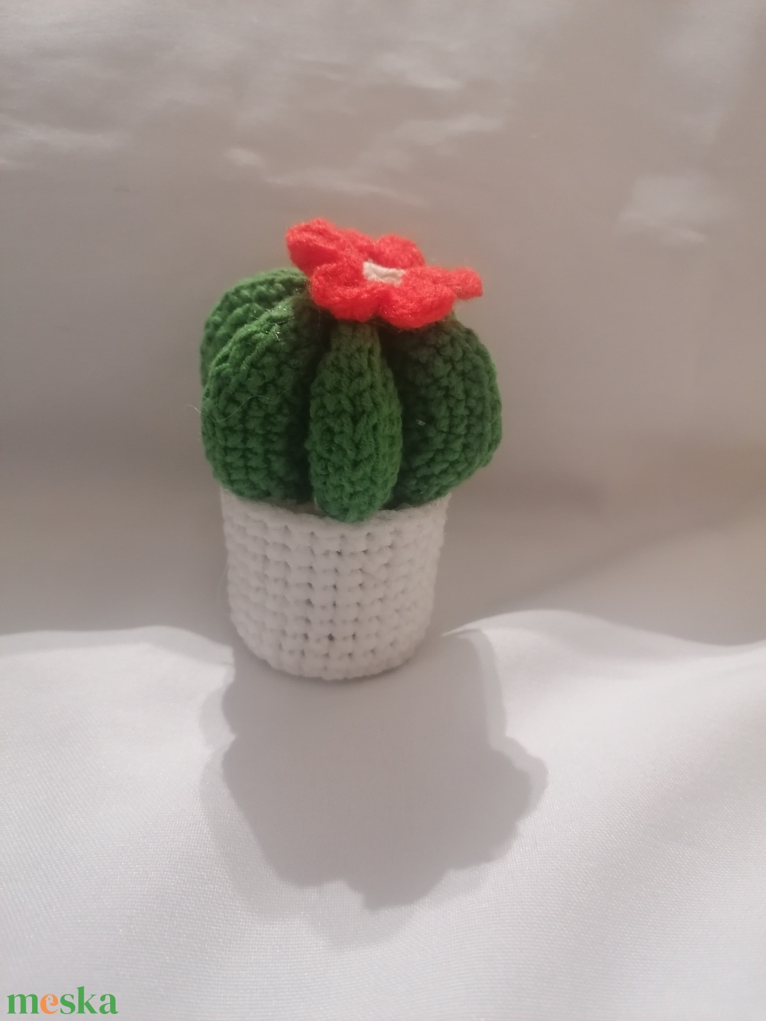Horgolt kaktusz - otthon & életmód - virágdekoráció - virágdíszek - asztali virágdísz - Meska.hu