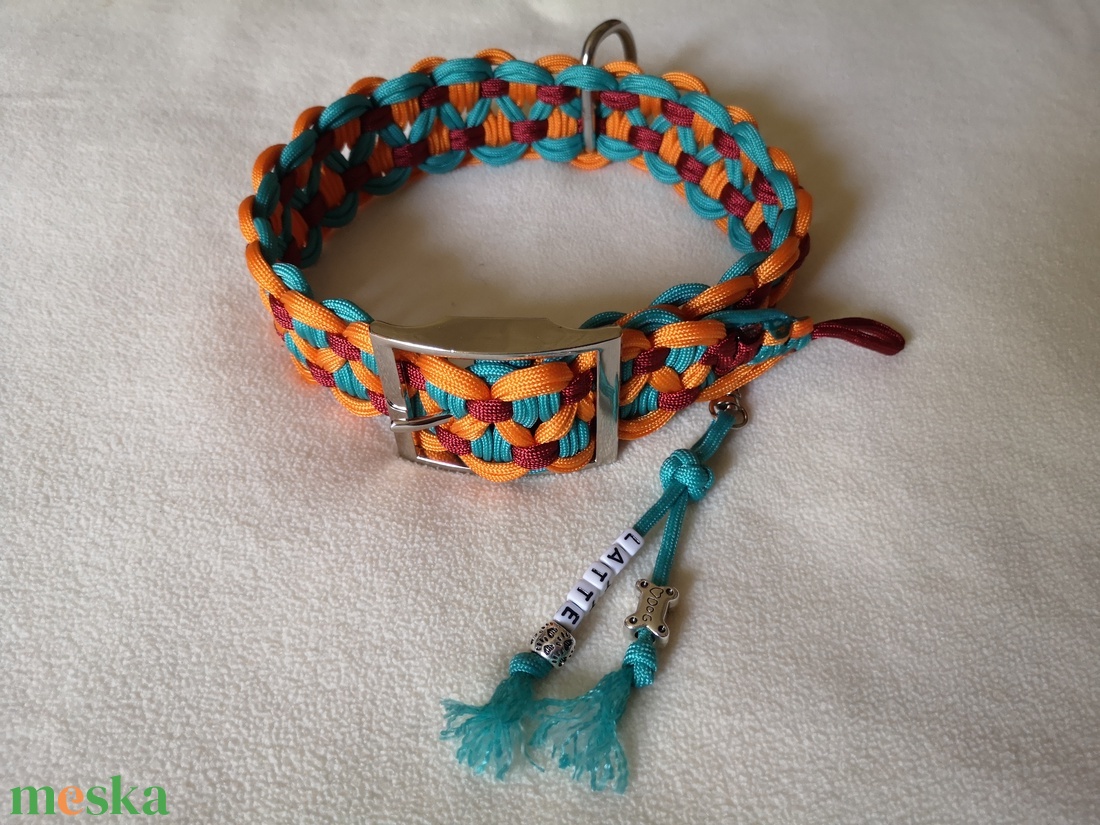 Paracord nyakörv Latte fityegővel - otthon & életmód - kisállatoknak - kutyáknak - kutya nyakörv - Meska.hu Paracord nyakörv Latte fityegővel - otthon & életmód - kisállatoknak - kutyáknak - kutya nyakörv - Meska.hu