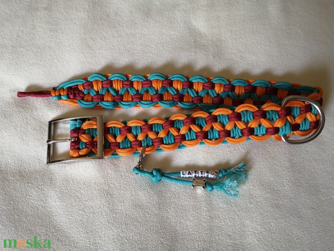 Paracord nyakörv Latte fityegővel - otthon & életmód - kisállatoknak - kutyáknak - kutya nyakörv - Meska.hu Paracord nyakörv Latte fityegővel - otthon & életmód - kisállatoknak - kutyáknak - kutya nyakörv - Meska.hu