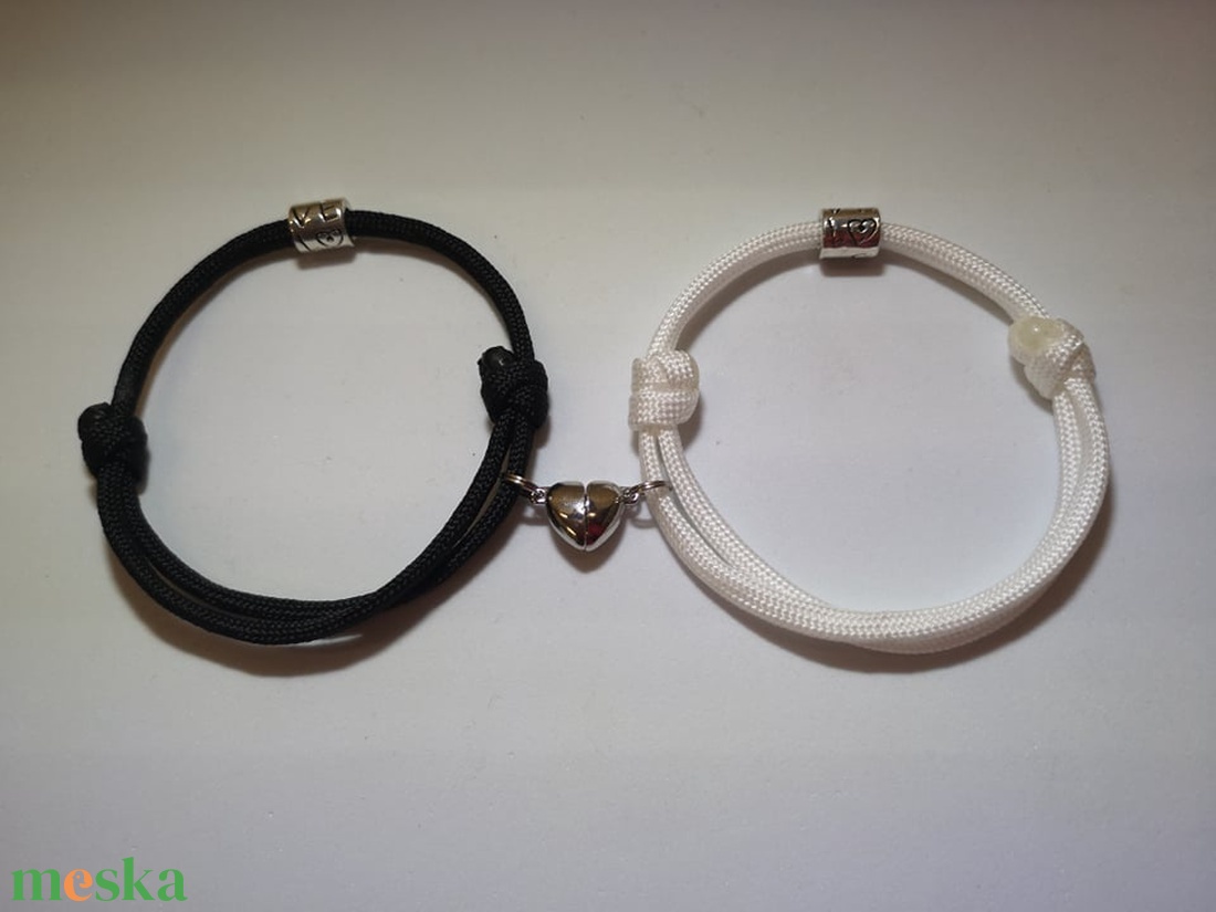 Paracord páros karkötő Összetartozunk - ékszer - karkötő - karkötő medállal - Meska.hu Paracord páros karkötő Összetartozunk - ékszer - karkötő - karkötő medállal - Meska.hu