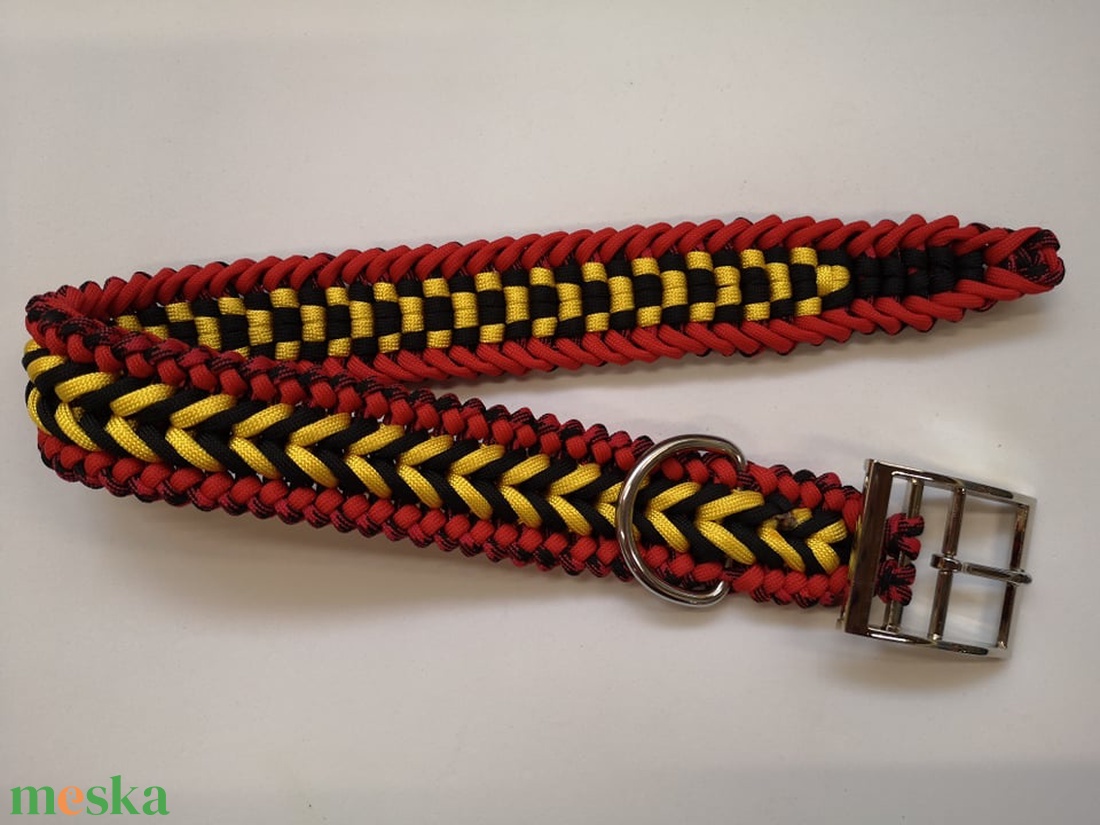 Paracord nyakörv Léna - otthon & életmód - kisállatoknak - kutyáknak - kutya nyakörv - Meska.hu Paracord nyakörv Léna - otthon & életmód - kisállatoknak - kutyáknak - kutya nyakörv - Meska.hu