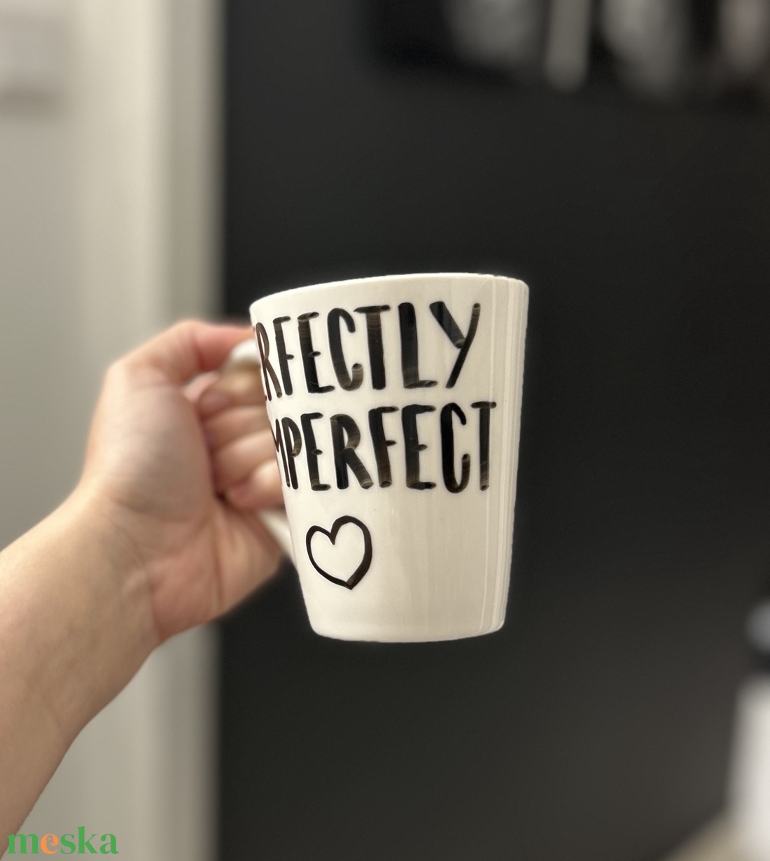 Szépséghibás PERFECTLY IMPERFECT feliratos bögre - otthon & életmód - konyhafelszerelés, tálalás - tálalás - bögre & csésze - Meska.hu