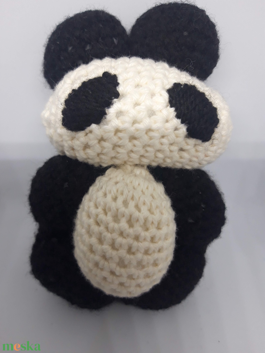Horgolt lufi panda - játék & sport - plüssállat & játékfigura - más figura - Meska.hu Horgolt lufi panda - játék & sport - plüssállat & játékfigura - más figura - Meska.hu