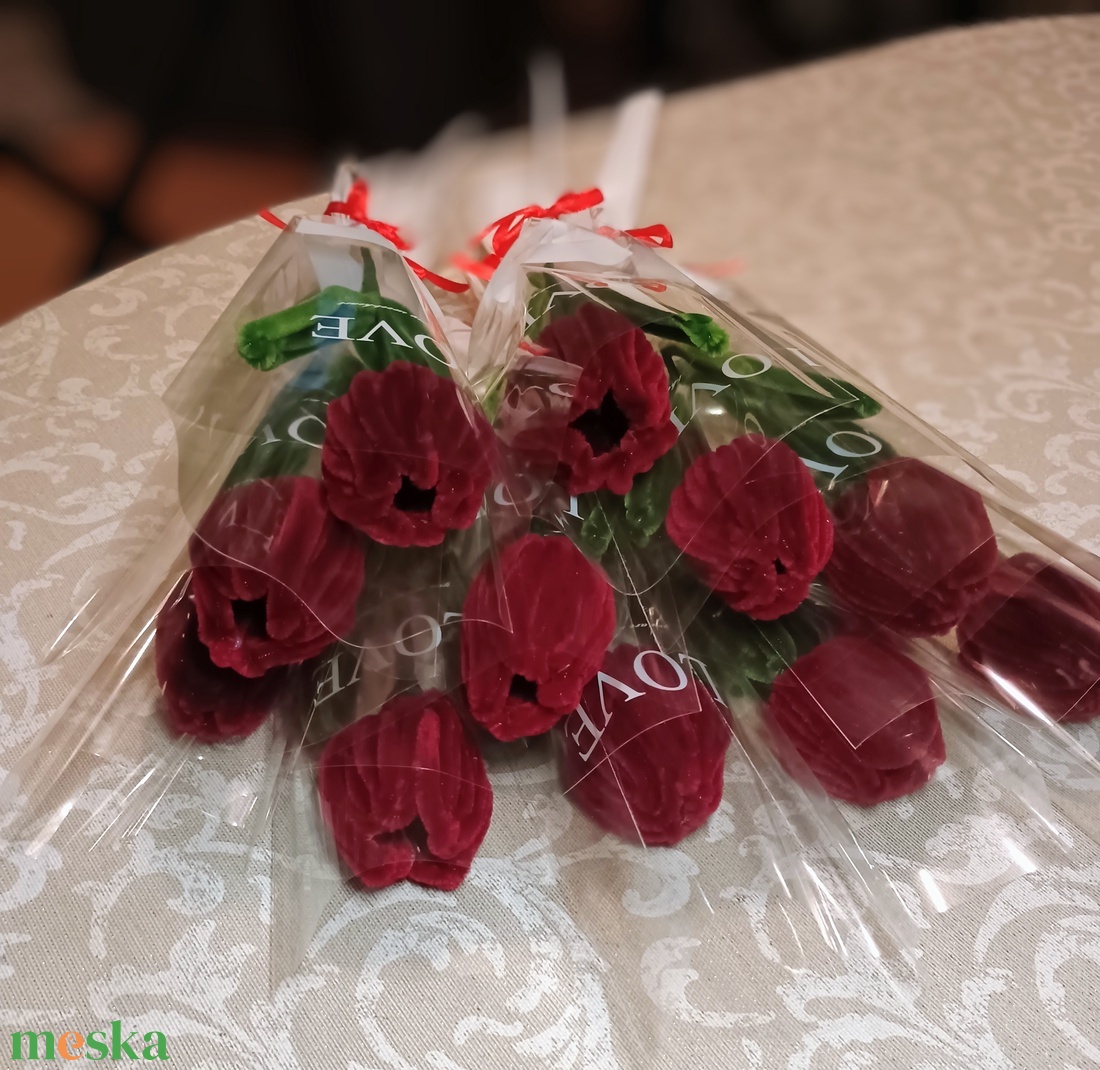 Zsenília tulipán - otthon & életmód - virágdekoráció - virágdíszek - dekor koszorúk, kopogtatók - Meska.hu