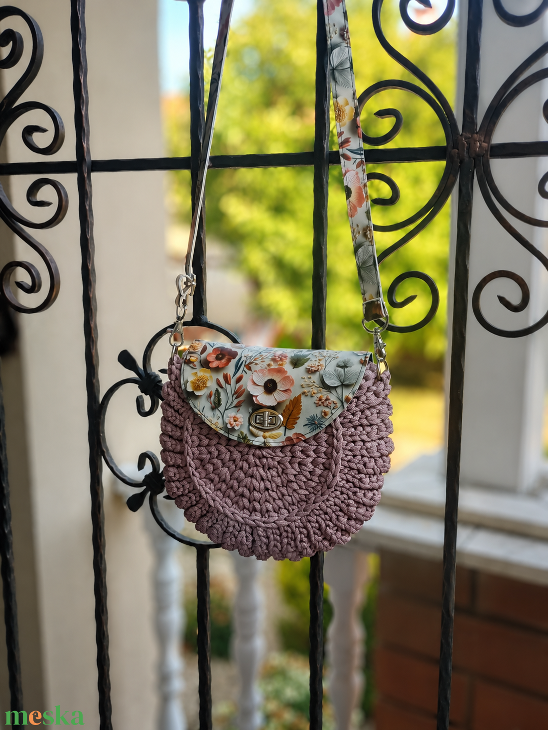 Horgolt crossbody - táska & tok - kézitáska & válltáska - nagy pakolós táska - Meska.hu