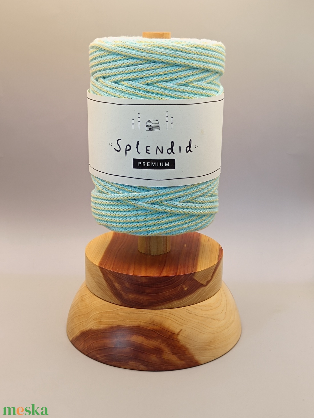 Fonaltartó, forgó segéd  - kellékek & szerszámok - szerszámok, eszközök - eszköz kötéshez, horgoláshoz - Meska.hu