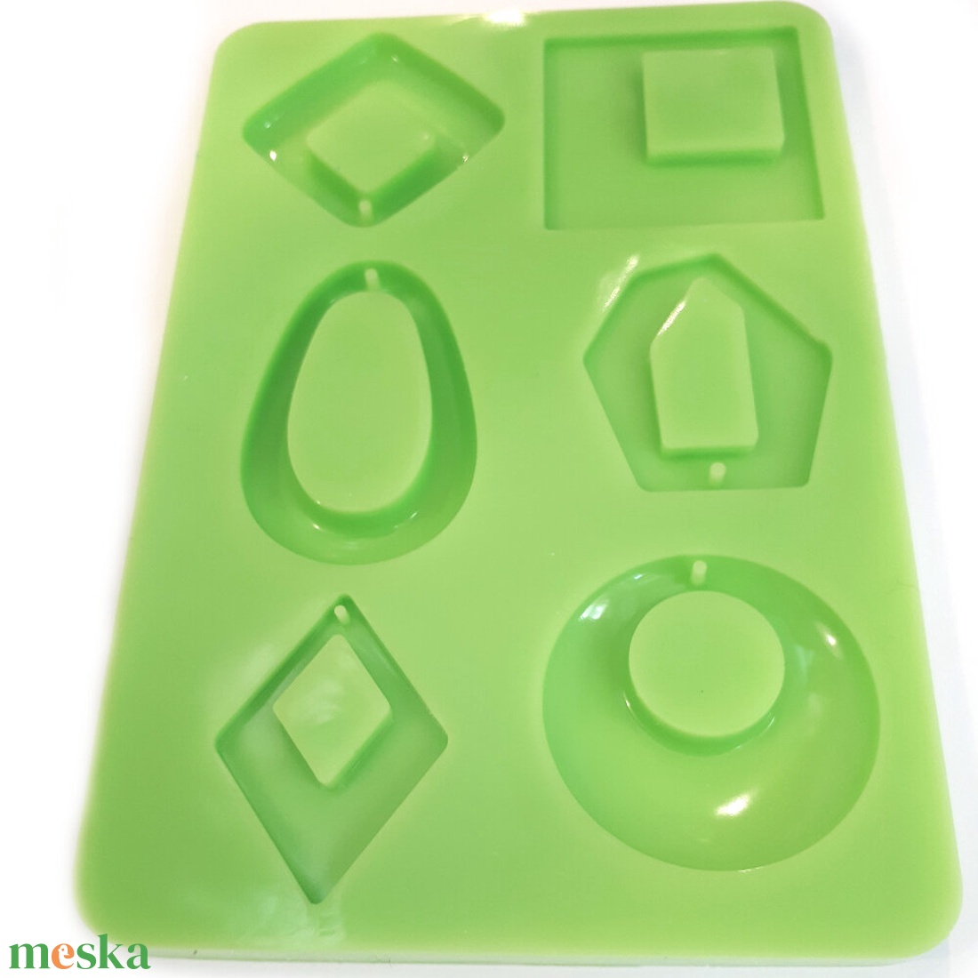 Gyantaékszer Medál Készítő Öntőforma 6 db-os - kellékek & szerszámok - vegyes alapanyag - szilikon öntőforma - Meska.hu Gyantaékszer Medál Készítő Öntőforma 6 db-os - kellékek & szerszámok - vegyes alapanyag - szilikon öntőforma - Meska.hu