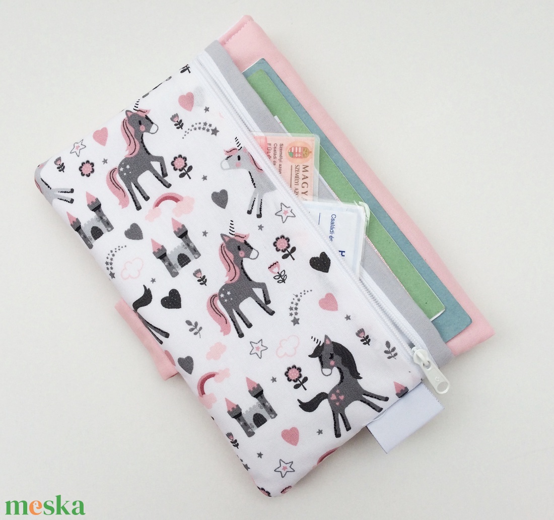 Nyuszik-Egészségügyi kis könyv borító - táska & tok - pénztárca & más tok - kártyatartó & irattartó - Meska.hu