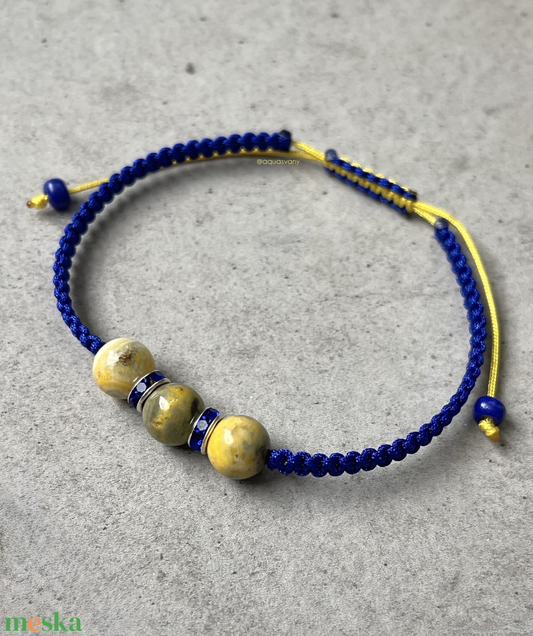 Bumble bee jáspis makramé ásvány karkötő - ékszer - karkötő - fonott karkötő - Meska.hu