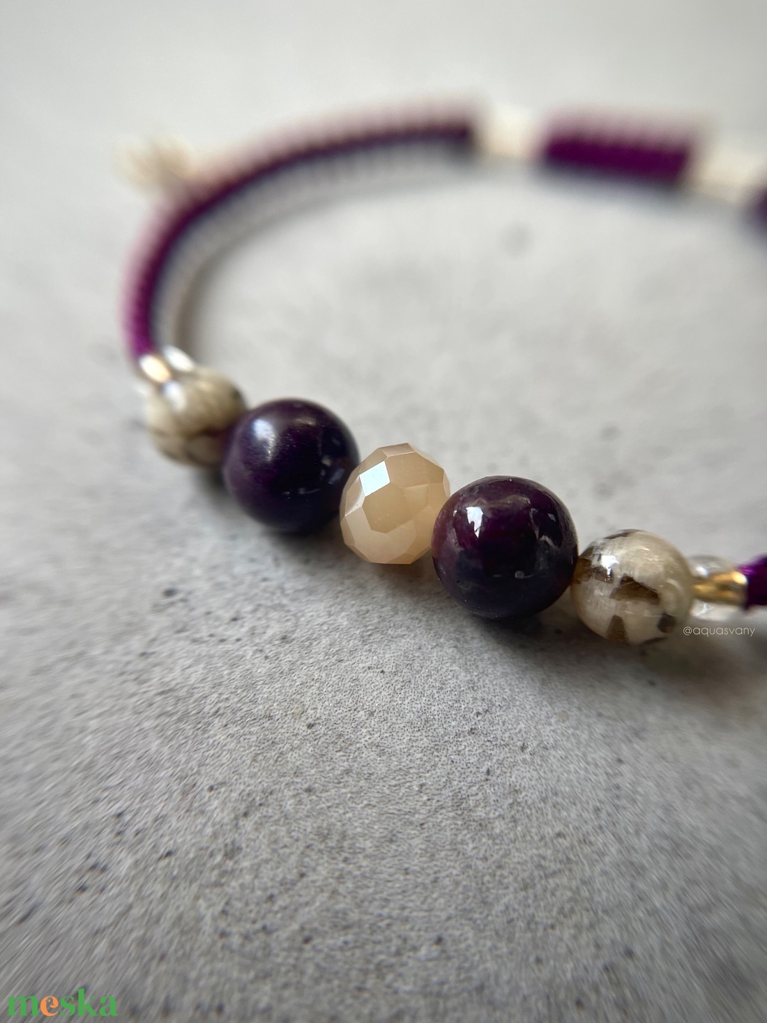 Purpurit és zebradorit makramé ásvány karkötő - ékszer - karkötő - fonott karkötő - Meska.hu