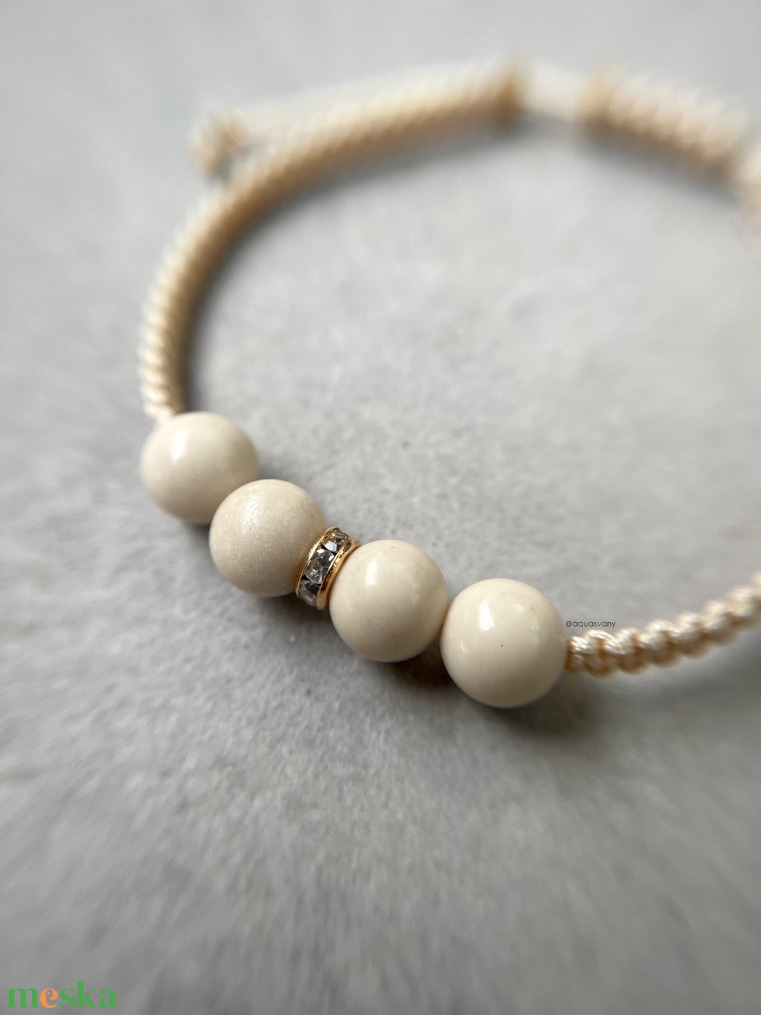 Márvány makramé ásvány karkötő - ékszer - karkötő - fonott karkötő - Meska.hu