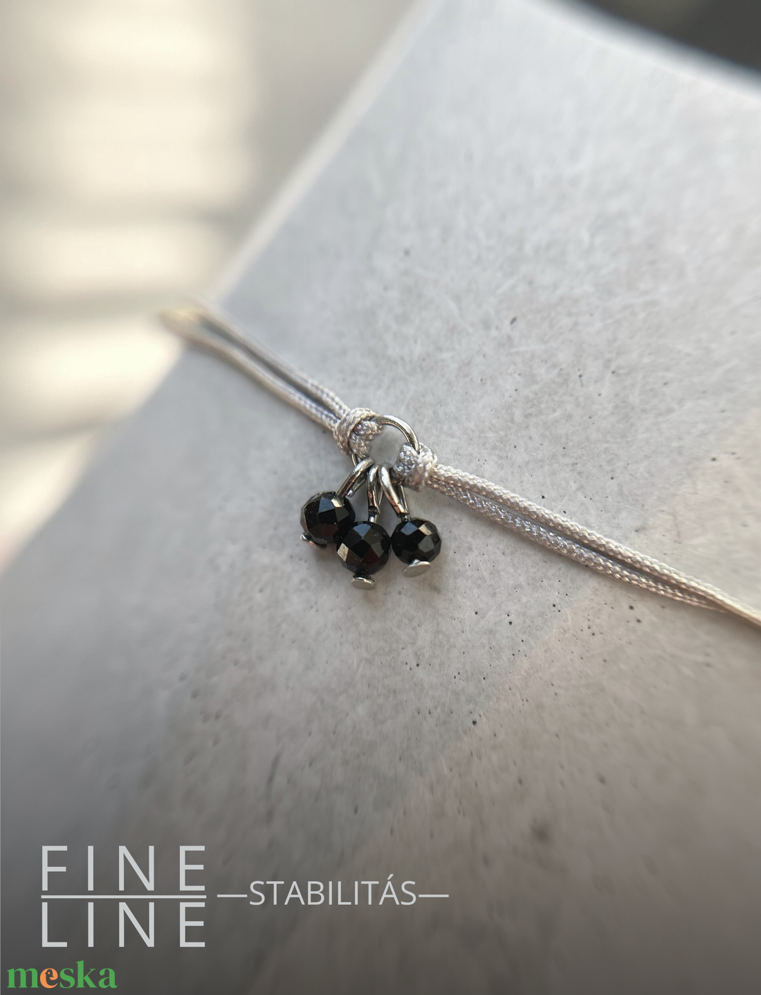 FINE LINE - stabilitás - minimalista fekete turmalin karkötő - ékszer - karkötő - fonott karkötő - Meska.hu