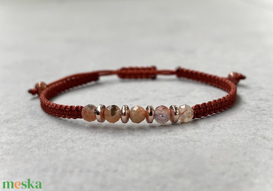 Napkő és rosegold hematit makramé ásvány karkötő - ékszer - karkötő - fonott karkötő - Meska.hu