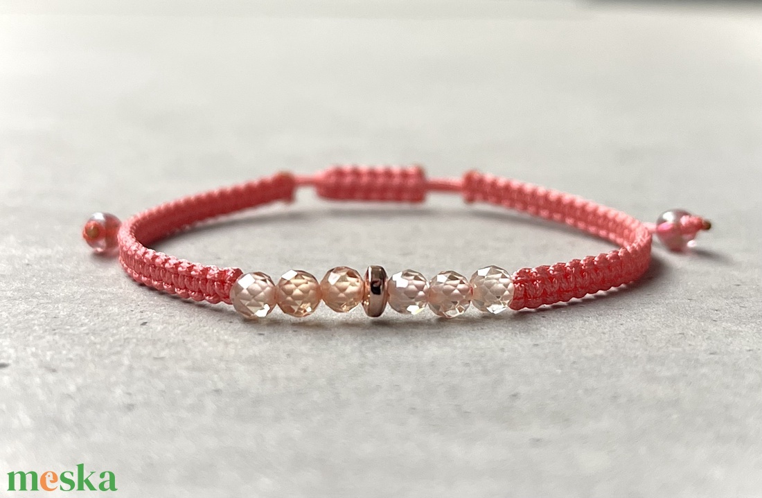 Púder cirkon és rosegold hematit makramé ásvány karkötő - ékszer - karkötő - fonott karkötő - Meska.hu