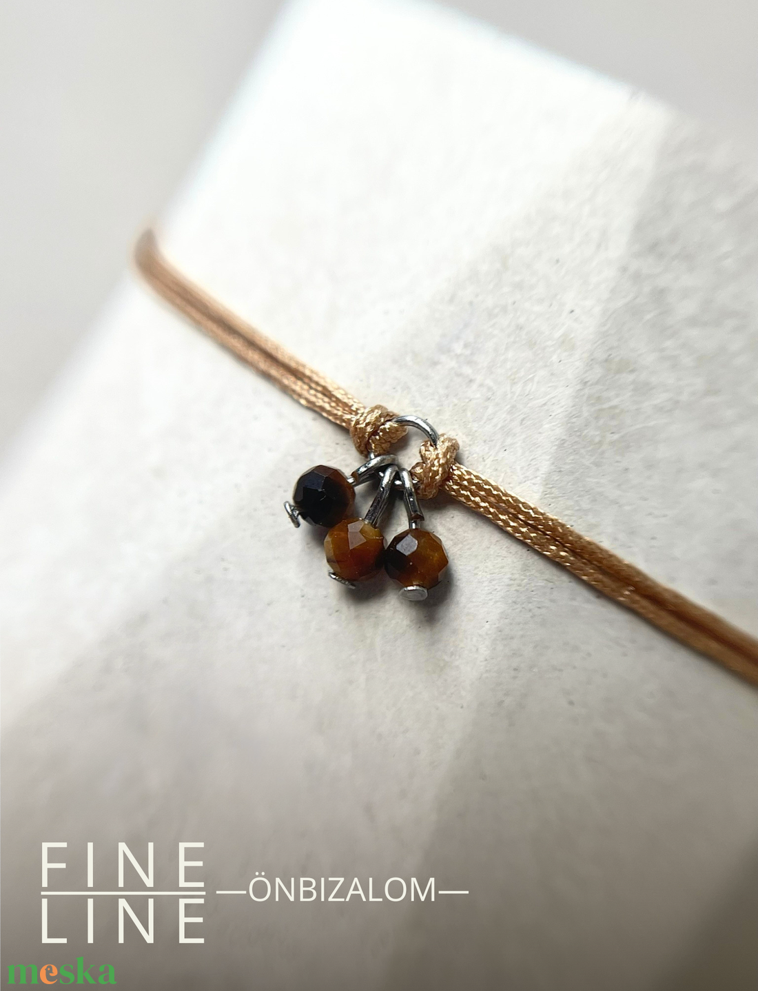 FINE LINE - önbizalom - minimalista tigrisszem karkötő - ékszer - karkötő - fonott karkötő - Meska.hu