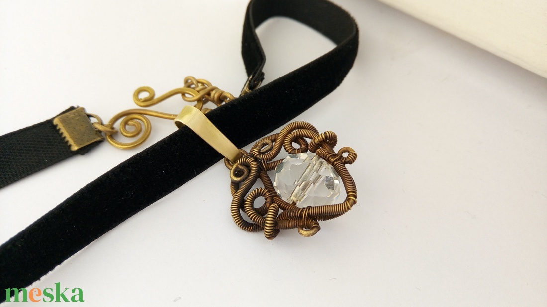LUX - sárgaréz áttetsző choker - ékszer - nyaklánc - medálos nyaklánc - Meska.hu LUX - sárgaréz áttetsző choker - ékszer - nyaklánc - medálos nyaklánc - Meska.hu