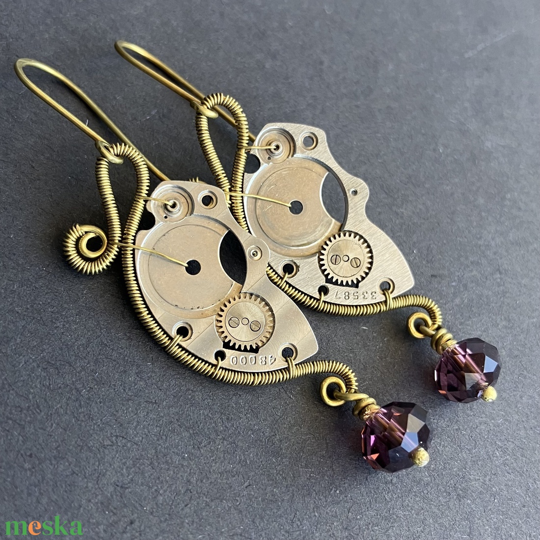 REINA steampunk sárgaréz fülbevaló - lila - ékszer - fülbevaló - lógó fülbevaló - Meska.hu REINA steampunk sárgaréz fülbevaló - lila - ékszer - fülbevaló - lógó fülbevaló - Meska.hu