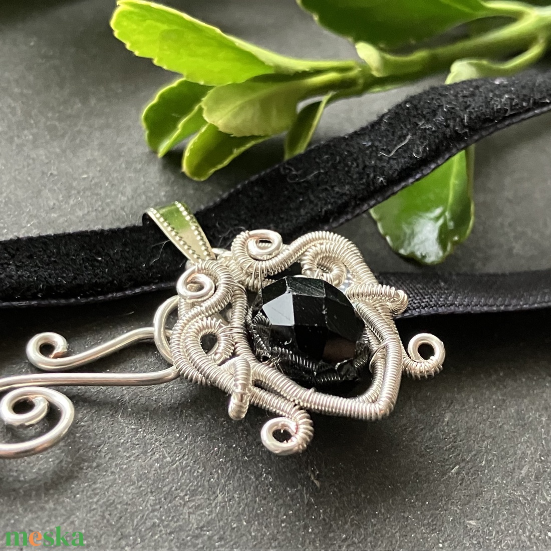 Ezüst fekete choker - ékszer - nyaklánc - nyakpánt, gallér - Meska.hu Ezüst fekete choker - ékszer - nyaklánc - nyakpánt, gallér - Meska.hu