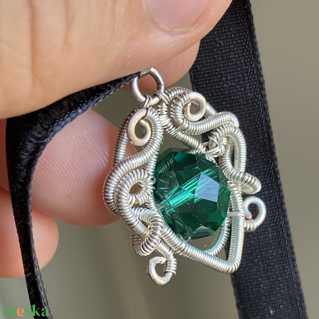 Ezüst smaradgzöld choker nyaklánc - ékszer - nyaklánc - nyakpánt, gallér - Meska.hu