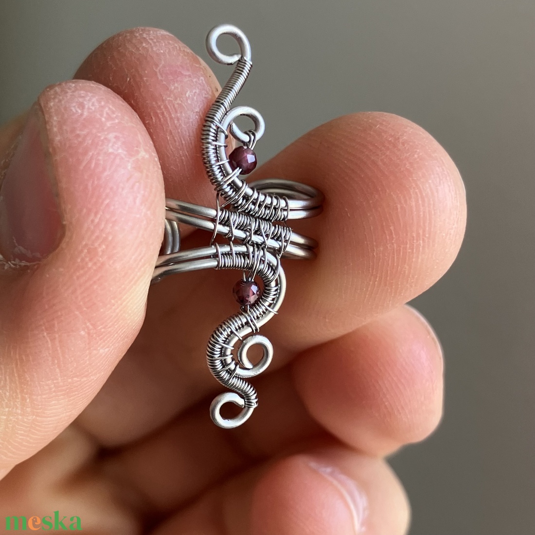 Nemesacél gránát fülgyűrű - ékszer - fülbevaló - fülgyűrű - Meska.hu