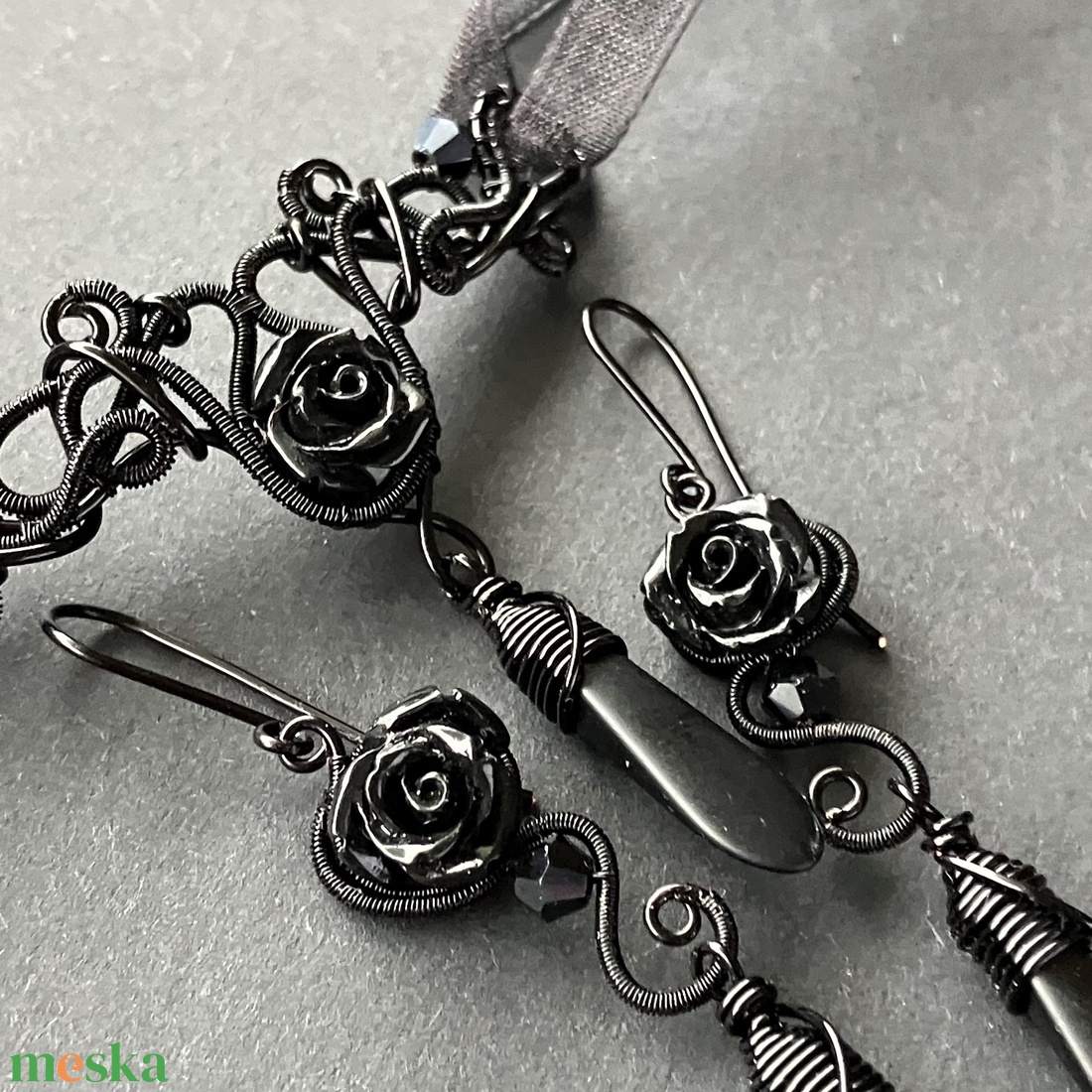 Fekete rózsa szert - ékszer - ékszerszett - Meska.hu