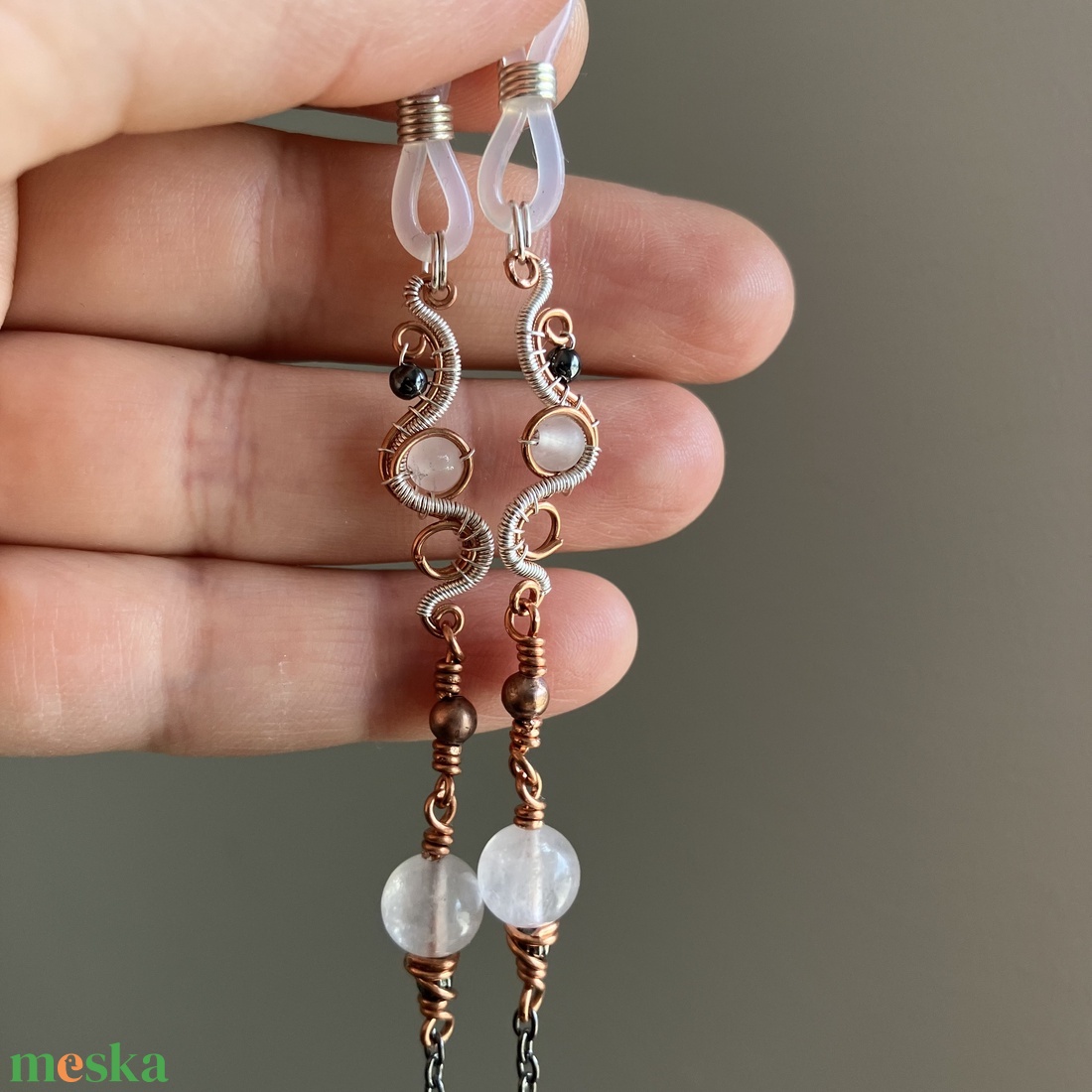 Réz és ezüst szemüveglánc rózsakvarccal - ékszer - szemüveglánc - Meska.hu