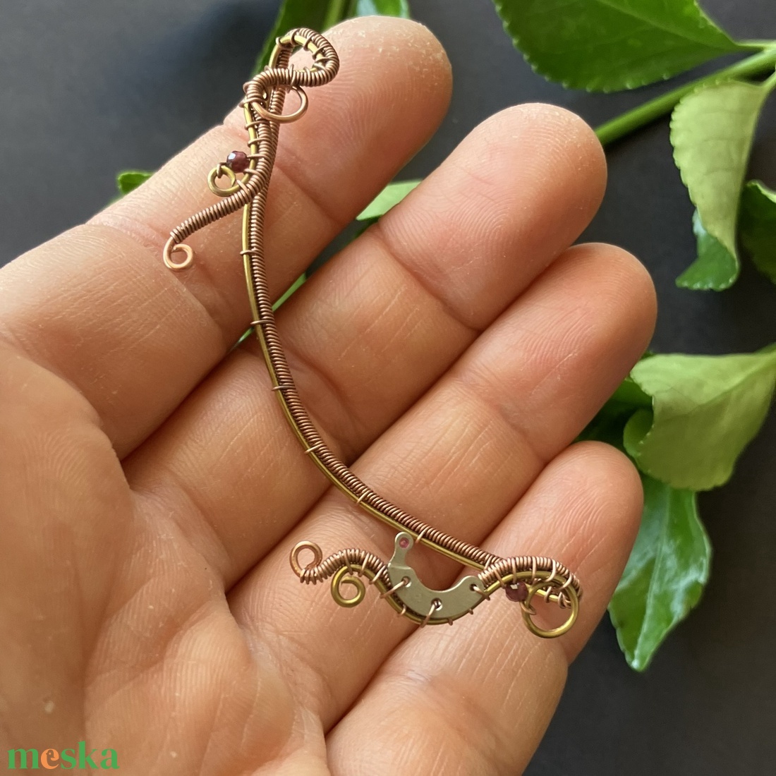 Sárgaréz és vörösréz steampunk fülékszer gránáttal - ékszer - fülbevaló - fülékszer - Meska.hu