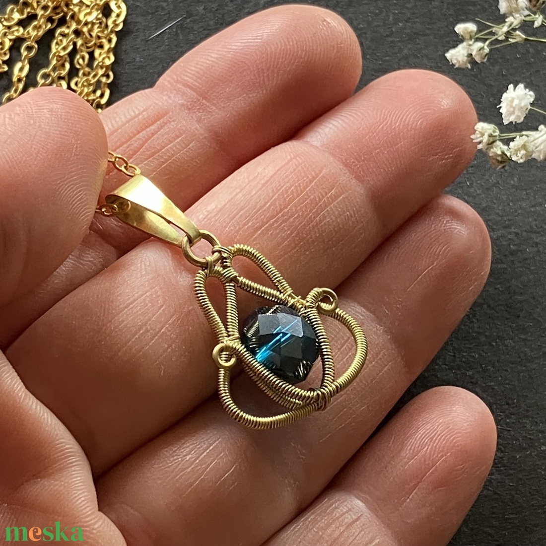 Sárgaréz kék nyaklánc - ékszer - nyaklánc - medálos nyaklánc - Meska.hu