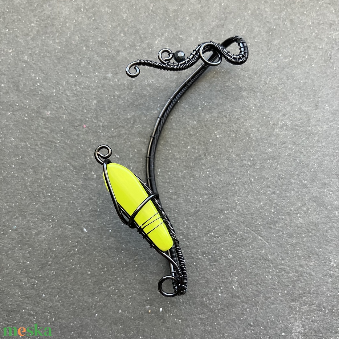 Fekete és zöld fülékszer - ékszer - fülbevaló - fülékszer - Meska.hu