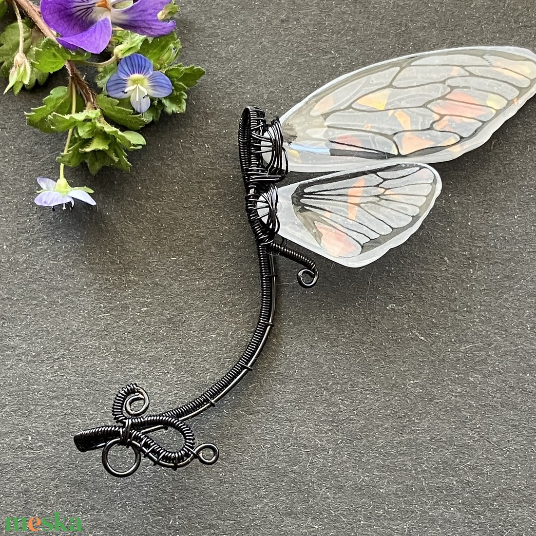 Fehér lepkeszárnyas fülékszer - ékszer - fülbevaló - fülékszer - Meska.hu