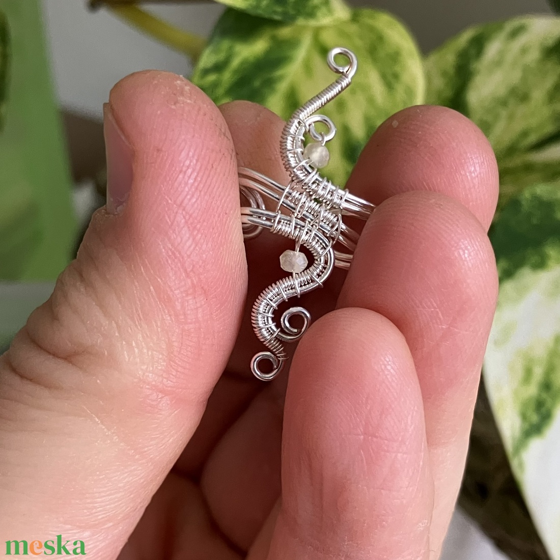 Ezüst és sárga opál fülgyűrű - ékszer - fülbevaló - fülgyűrű - Meska.hu