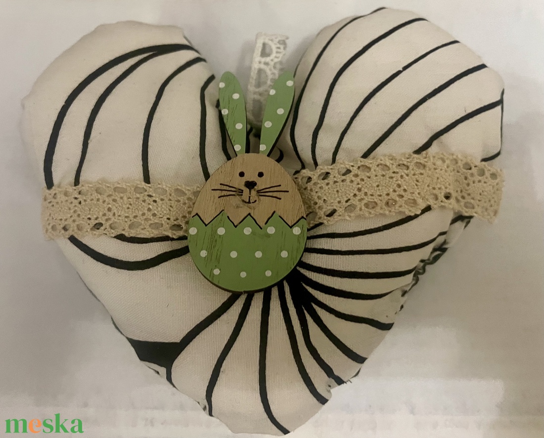 Húsvéti nyuszis szív párna  - otthon & életmód - lakástextil - párna & párnahuzat - Meska.hu