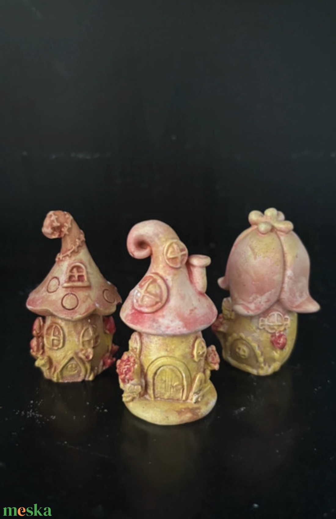 Kerámia mini manólak tündérház - kellékek & szerszámok - dekorációs kellékek - figurák - Meska.hu