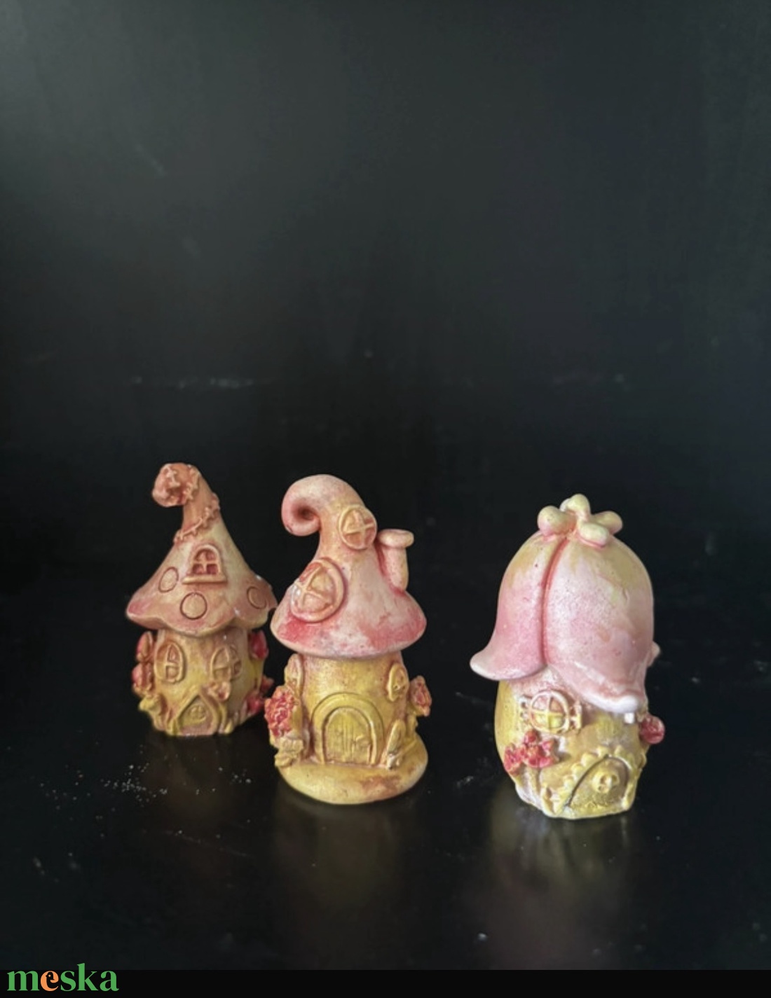Kerámia mini manólak tündérház - kellékek & szerszámok - dekorációs kellékek - figurák - Meska.hu