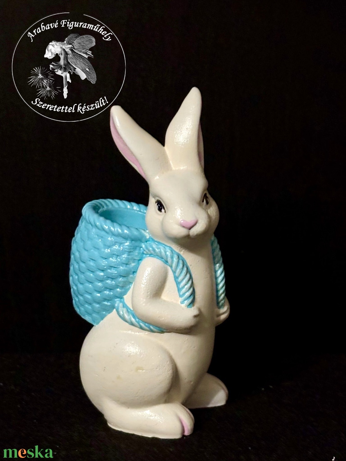 Nyuszi kosaras hátizsákkal - ünnepi díszek, dekorációk - húsvéti díszek és dekorációk - húsvéti asztaldíszek - Meska.hu