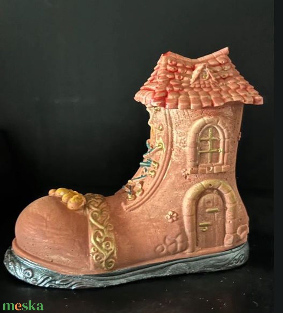 Manólak kerámia cipőház tündérkerti bakancs - otthon & életmód - dekoráció - dekoratív figurák és szobrok - Meska.hu